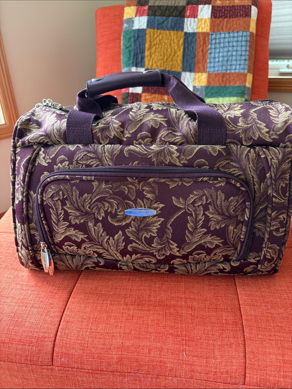 Pierre Cardin travel bag burgundy tapestry design overnight weekender sturdy EUC